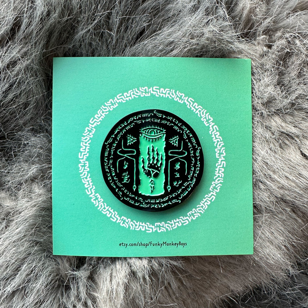 Ultrahand Symbol Enamel Pin / The Legend of Zelda: Tears of the Kingdom